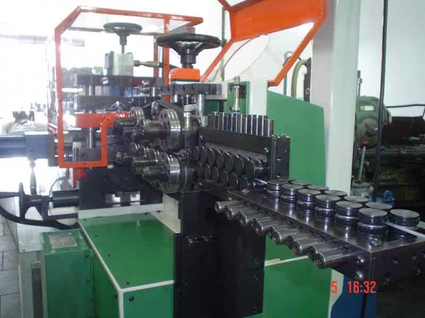 HM20A - Máquina Automática de Corte Hidráulica